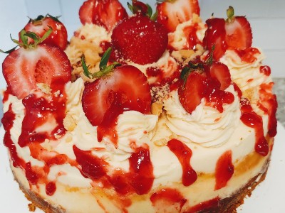 Strawberry Short Cake Cheesecake 